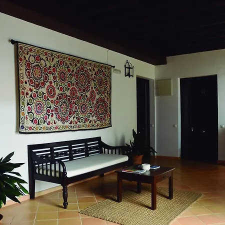 Farinas 11 Apartment *