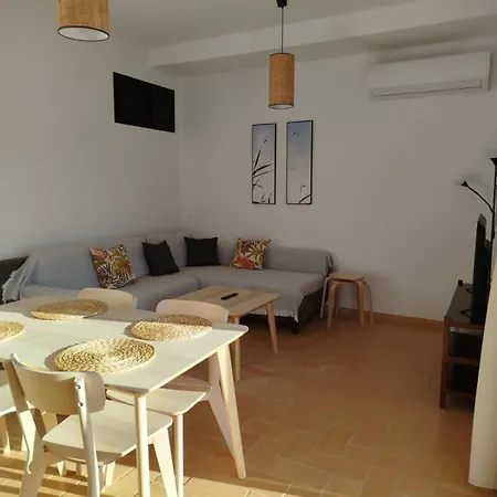 Farinas 11 Apartment
