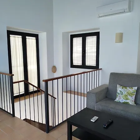 Farinas 11 Apartment *