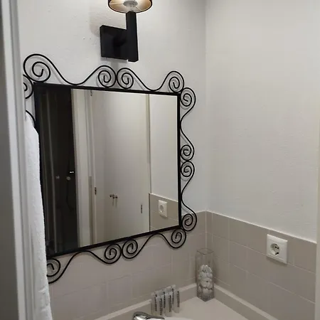 Apartment Farinas 11 *
